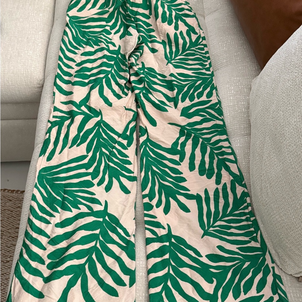 Tropical Green Leaf Print Skirt